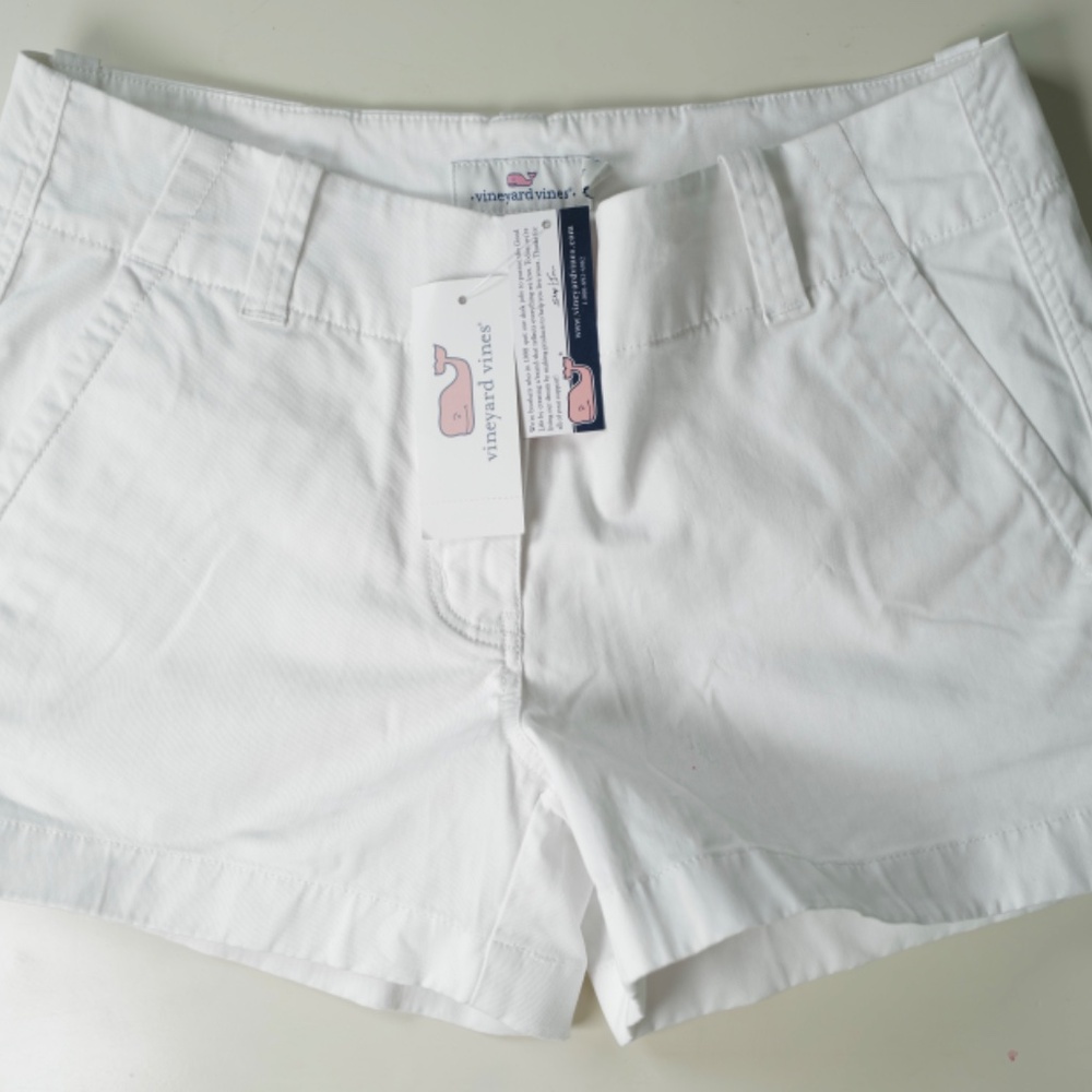 Vineyard Vines Women's White Size 0 Every Day Shorts (White Cap)